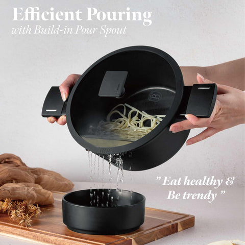 Product image of Casserole with lid 24cm. Part of the Matte Black Collection . Features: • Material: forged aluminum with non-stick titanPro coating • Casserole with lid Ø24*12,5 cm 4,1L • Color: black- silver. (Studio view). Official Berlinger Haus product, boosted by Promintra sl.