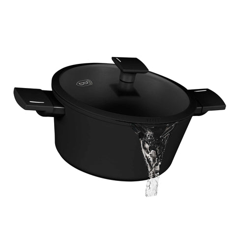 Product image of Casserole with lid 24cm. Part of the Matte Black Collection . Features: • Material: forged aluminum with non-stick titanPro coating • Casserole with lid Ø24*12,5 cm 4,1L • Color: black- silver. (Studio view). Official Berlinger Haus product, boosted by Promintra sl.