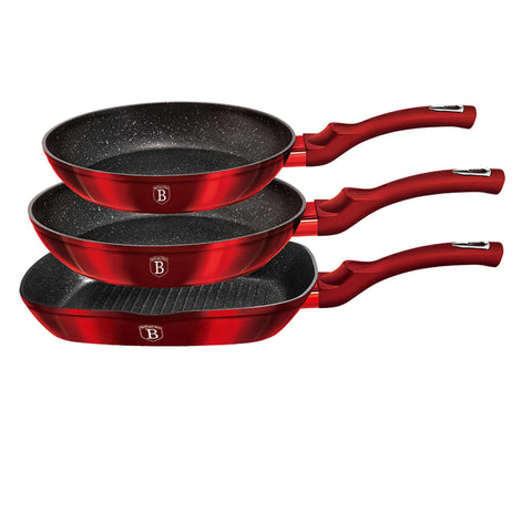 Product image of 3pcs frypan set. Part of the Metallic Line Burgundy Edition . Features: • Material: forged aluminum • Include: • Frypan Ø20*4,5 cm 1,0L • Frypan Ø24*4,8 cm 1,7L • Grill pan Ø28*4,1 cm 2,1L • Color: metallic burgundy REG.... (Studio view). Official Berlinger Haus product, boosted by Promintra sl.