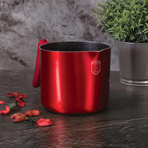 Olla De Leche 1,2L, Imagen lifestyle