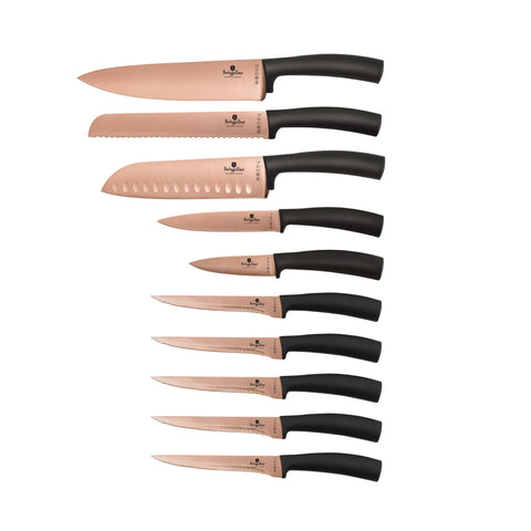Product image of 11pcs knife set. Part of the Metallic Line Rose Gold Edition . Features: • Material: stainless steel • Chef knife 20 cm • Bread knife 20 cm • Santoku knife 17,5 cm • Utility knife 12,5 cm • Paring knife 9 cm • Steak knif.... (Studio view). Official Berlinger Haus product, boosted by Promintra sl.
