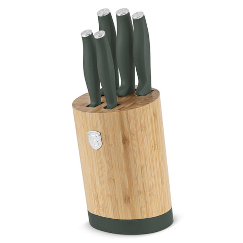 Product image of 6pcs knife set with BAMBOO stand. Part of the Matte Green Collection . Features: • Material: stainless steel • Chef knife 20 cm • Bread knife 20 cm • Santoku knife 17,5 cm • Utility knife 12,5 cm • Paring knife 9 cm • BAMBOO sta.... (Studio view). Official Berlinger Haus product, boosted by Promintra sl.