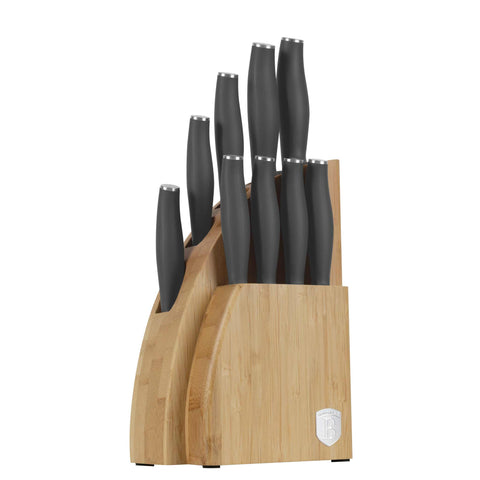 Product image of 10pcs knife set with BAMBOO stand. Part of the Anthracite Collection . Features: • Material: stainless steel • Chef knife 20 cm • Bread knife 20 cm • Santoku knife 17,5 cm • Utility knife 12,5 cm • Paring knife 9 cm • Steak knif.... (Studio view). Official Berlinger Haus product, boosted by Promintra sl.