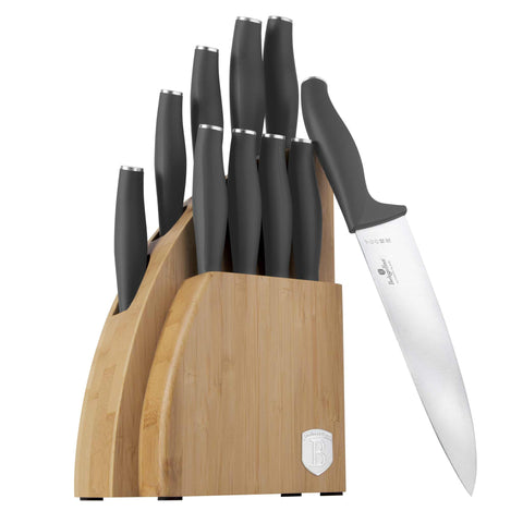Product image of 10pcs knife set with BAMBOO stand. Part of the Anthracite Collection . Features: • Material: stainless steel • Chef knife 20 cm • Bread knife 20 cm • Santoku knife 17,5 cm • Utility knife 12,5 cm • Paring knife 9 cm • Steak knif.... (Studio view). Official Berlinger Haus product, boosted by Promintra sl.