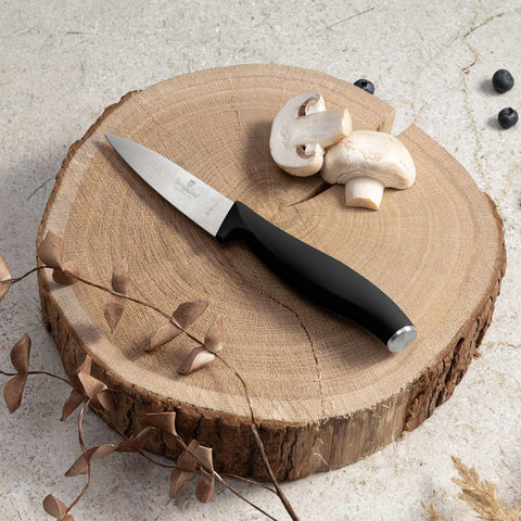 Product image of Paring knife 9cm. Part of the Black Vantage Collection/Matte Black Collection/Black Silver Collection . Features: • Material: stainless steel • Size: 9 cm • Color: black- silver REGISTERED DESIGN BY BERLINGER HAUS!. (Studio view). Official Berlinger Haus product, boosted by Promintra sl.