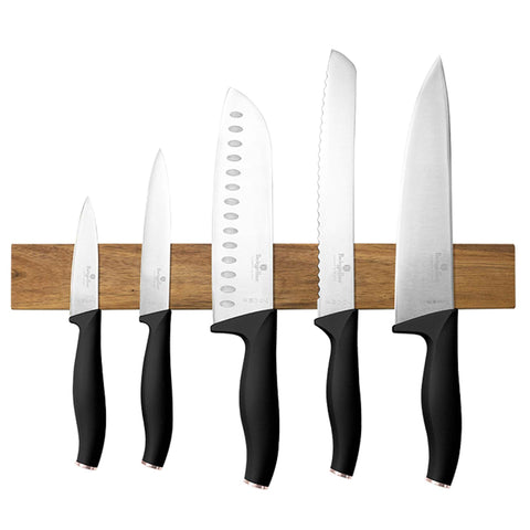 Product image of 6pcs knife set with acacia wood magnetic hanger. Part of the Black Rose Collection . Features: • Material: stainless steel • Chef knife 20 cm • Bread knife 20 cm • Santoku knife 17,5 cm • Utility knife 12,5 cm • Paring knife 9 cm • Acacia woo.... (Studio view). Official Berlinger Haus product, boosted by Promintra sl.