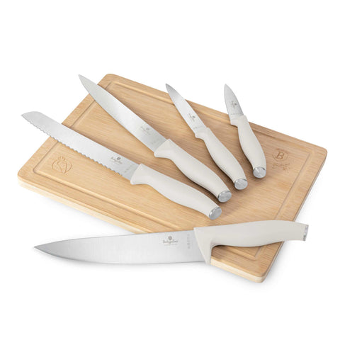 Product image of 6pcs knife set with bamboo cutting board. Part of the Sahara Collection . Features: • Material: stainless steel • Bread knife 20 cm • Chef knife 20 cm • Slicer knife 20 cm • Utility knife 12,5 cm • Paring knife 9 cm • Bamboo cuttin.... (Studio view). Official Berlinger Haus product, boosted by Promintra sl.