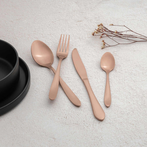 BH/2213A, BH/3076, cubiertos, cutlery, Cutlery Set, Cutlery sets, juego de cubiertos, juego de cubiertos de 24 piezas, juego de cubiertos de 24 piezas con recubrimiento PVD de oro rosa pulido satinado, oro rosa, satinado, Tableware, Cutlery sets, cutlery, Imagen tipo estilo de vida: detalles y funciones.
