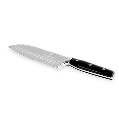 Imatge del producte del ganivet Santoku de 17,5 cm. Forma part de la col·lecció Black Vantage/Matte Black/Black Silver. Característiques: • Material: acer inoxidable • Mida: 17,5 cm • Color: negre-platejat. (Vista d'estudi). Producte oficial de Berlinger, impulsat per Promintra sl.