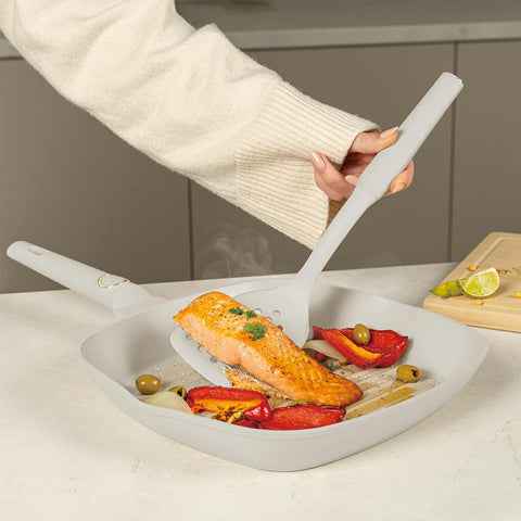 Product image of 12pcs knife and kitchen tool set with BAMBOO cutting board and stand. Part of the Sahara Collection . Features: • Material: stainless steel, nylon, plastic • Chef knife 20 cm • Bread knife 20 cm • Santoku knife 17,5 cm • Utility knife 12,5 cm • Paring knife 9.... (Studio view). Official Berlinger Haus product, boosted by Promintra sl.