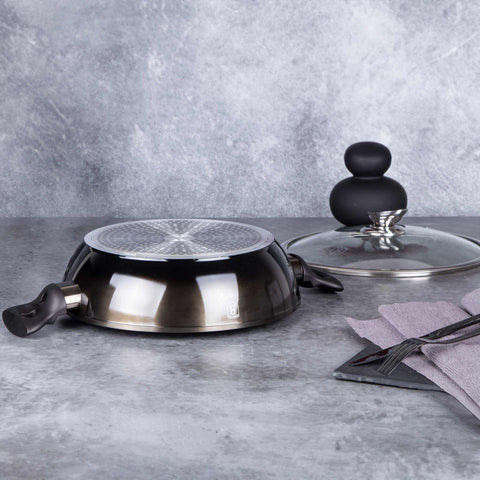 Olla Baja Con Tapa 28Cm, Imagen lifestyle