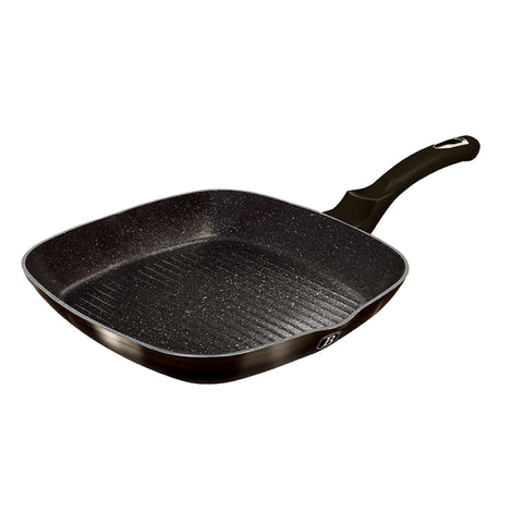 Product image of Grill pan 28cm. Part of the Metallic Line Shiny Black Edition . Features: • Material: forged aluminum • Grill pan Ø28*4,1 cm 2,1L • Color: shiny black with black shadow REGISTERED DESIGN BY BERLINGER HAUS!. (Studio view). Official Berlinger Haus product, boosted by Promintra sl.