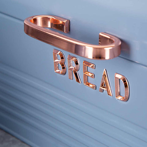 Product image of Bread box with 3pcs canister set. Part of the Moonlight Collection . Features: • Material: carbon steel • Bread box 42,5*23*16 cm • Sugar canister Ø11,5*15-19 cm • Tea canister Ø11,5*15-19 cm • Coffee canister Ø11,5*15-19 cm •.... (Studio view). Official Berlinger Haus product, boosted by Promintra sl.