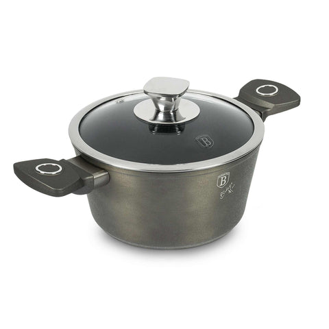 Product image of Casserole with lid 20cm. Part of the Crystal Collection . Features: • Material: forged aluminum with non-stick coating • Casserole with lid Ø20*9,5 cm 2,5L • Color: dark champagne REGISTERED DESIGN BY BERLINGER HAUS!. (Studio view). Official Berlinger Haus product, boosted by Promintra sl.