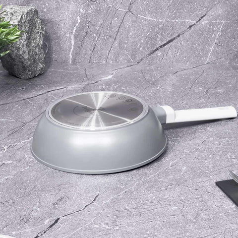 Product image of Deep frypan with lid 24cm. Part of the Aspen Collection . Features: • Material: forged aluminum with grey titan non-stick coating • Deep frypan with lid Ø24*6,5 cm 2,3L • Color: matt grey REGISTERED DESIGN BY BERLIN.... (Studio view). Official Berlinger Haus product, boosted by Promintra sl.