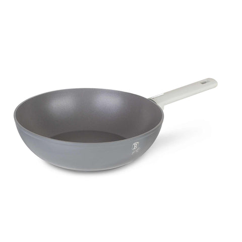 Product image of Wok 28cm. Part of the Aspen Collection . Features: • Material: forged aluminum with grey titan non-stick coating • Wok Ø28*7,4 cm 3,2L • Color: matt grey REGISTERED DESIGN BY BERLINGER HAUS!. (Studio view). Official Berlinger Haus product, boosted by Promintra sl.