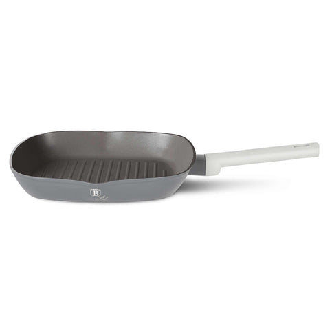 Product image of Grill pan 28cm. Part of the Aspen Collection . Features: • Material: forged aluminum with grey titan non-stick coating • Grill pan Ø28*4,1 cm 2,1L • Color: matt grey REGISTERED DESIGN BY BERLINGER HAUS!. (Studio view). Official Berlinger Haus product, boosted by Promintra sl.