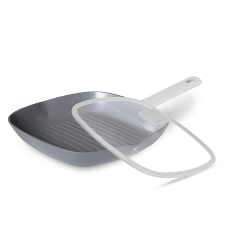 Product image of Grill pan with lid 28cm. Part of the Aspen Collection . Features: • Material: forged aluminum with grey titan non-stick coating • Grill pan with lid Ø28*4,1 cm 2,1L • Color: matt grey REGISTERED DESIGN BY BERLINGE.... (Studio view). Official Berlinger Haus product, boosted by Promintra sl.