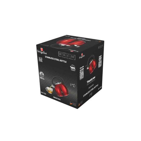 Imatge del producte Kettle 3,0L. Forma part de la Metallic Line Burgundy Edition. Característiques: • Material: acer inoxidable 18/10 • Capacitat: 3,0 L • Color: bordeus metàl·lic. (Vista d'estudi). Producte oficial de Berlinger, impulsat per Promintra sl.