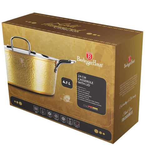 Imatge del producte de cassola amb tapa de 24 cm. Part de la col·lecció Hammered Gold. Característiques: • Material: alumini forjat amb recobriment antiadherent de marbre • Cassola amb tapa Ø24*11,8 cm 4,1L • Color: daurat clar DISSENY REGISTRAT DE BERLINGER .... (Vista de l'estudi). Producte oficial de Berlinger, impulsat per Promintra sl.