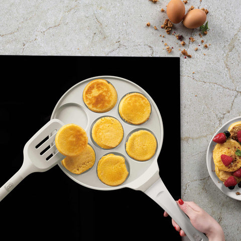 BH/7794, Molde para panqueques de 7 agujeros, 26 cm, color crema mate, molde para panqueques, aluminio fundido, molde para panqueques con agujeros, utensilios de cocina, cocina, sartenes, molde para crepes/panqueques