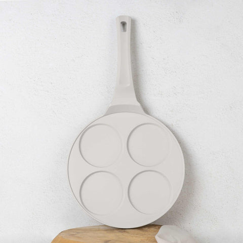 BH/7796, Molde para panqueques de 4 agujeros, 26 cm, color crema mate, molde para panqueques, aluminio fundido, molde para panqueques con agujeros, utensilios de cocina, cocina, sartenes, molde para crepes/panqueques
