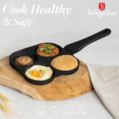 Imatge del producte de safata per a hamburgueses de 4 forats de 20 cm. Forma part de la col·lecció Matte Black/Black Rose. Característiques: • Material: alumini fos • Safata per a creps de Ø20*2,2 cm • Color: negre mat. (Vista d'estudi). Producte oficial de Berlinger, impulsat per Promintra sl.