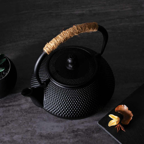 Tetera De Plancha Fundido De 1,2 L, Imagen lifestyle