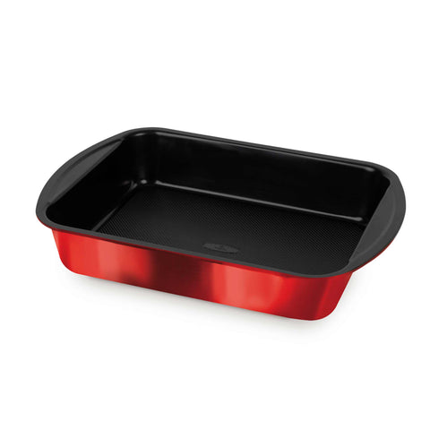Product image of Oblong roaster 35x27cm. Part of the Metallic Line Burgundy Edition . Features: • Material: carbon steel with titan non-stick coating • Size: 35*27*6,5 cm • Color: metallic burgundy • NEW NON-STICK BOTTOM COATING. (Studio view). Official Berlinger Haus product, boosted by Promintra sl.