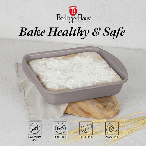 Product image of Oblong roaster 40x28,5cm. Part of the Taupe Collection . Features: • Material: carbon steel with titanPro non-stick coating • Size: 40*28,5*7 cm • Color: matt taupe. (Studio view). Official Berlinger Haus product, boosted by Promintra sl.