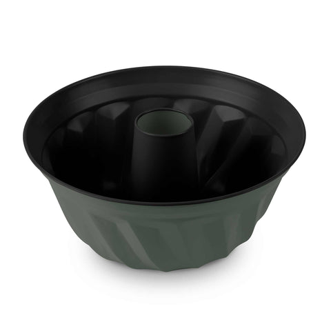 Product image of Bundt pan 25cm. Part of the Matte Green Collection . Features: • Material: carbon steel with titanPro non-stick coating • Size: 25*10,5 cm • Color: matt green. (Studio view). Official Berlinger Haus product, boosted by Promintra sl.