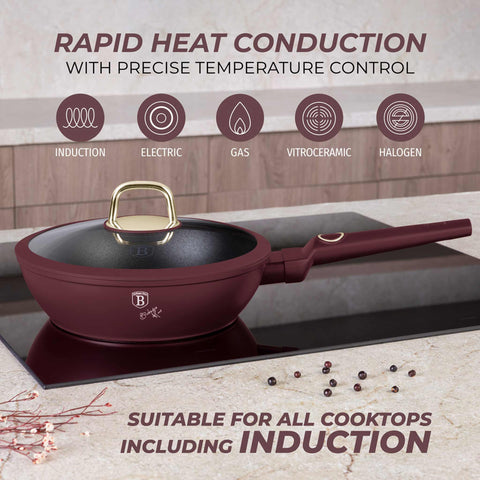 Imagem do produto: Frigideira funda com tampa de 24 cm. Parte da Coleção Leonardo. Características: • Material: alumínio forjado com revestimento antiaderente TitanPro • Frigideira funda com tampa Ø24*6,5 cm 2,3 L • Cor: bordô fosco DESIGN REGISTRADO POR BERL.... (Vista do estúdio). Produto oficial Berlinger Haus, impulsionado por Promintra sl.