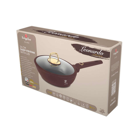 Imagem do produto: Frigideira funda com tampa de 24 cm. Parte da Coleção Leonardo. Características: • Material: alumínio forjado com revestimento antiaderente TitanPro • Frigideira funda com tampa Ø24*6,5 cm 2,3 L • Cor: bordô fosco DESIGN REGISTRADO POR BERL.... (Vista do estúdio). Produto oficial Berlinger Haus, impulsionado por Promintra sl.