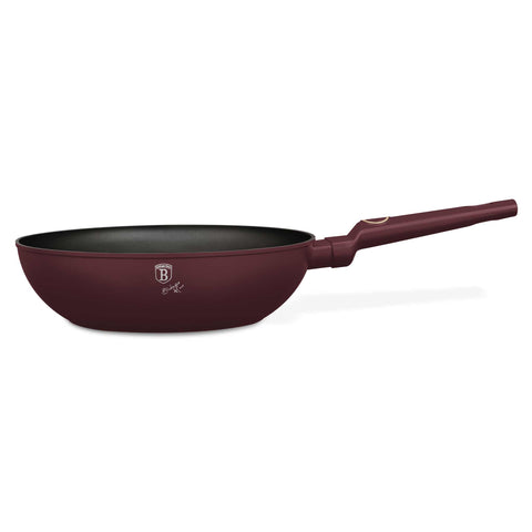 Imagem do produto Wok 28cm. Parte da Coleção Leonardo. Características: • Material: alumínio forjado com revestimento antiaderente titanPro • Wok Ø28*7,4 cm 3,2L • Cor: bordô fosco DESIGN REGISTRADO POR BERLINGER HAUS! (Vista do estúdio). Produto oficial Berlinger Haus, impulsionado por Promintra sl.