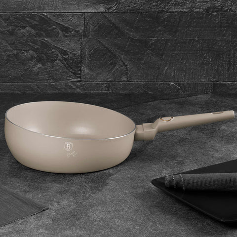 Product image of Flip frypan 26cm. Part of the Sahara Collection . Features: • Material: stamp aluminum with non-stick titanPro coating • Flip frypan Ø26 cm 2,8L • Color: matt cream REGISTERED DESIGN BY BERLINGER HAUS!. (Studio view). Official Berlinger Haus product, boosted by Promintra sl.