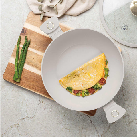 Wok Con Tapa 30Cm, Imagen lifestyle