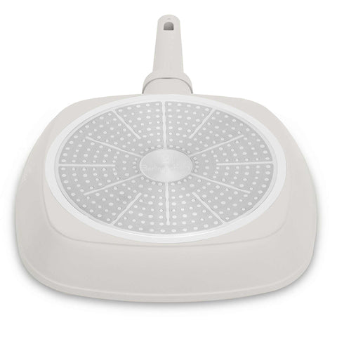 Product image of Grill pan 28cm. Part of the Sahara Collection . Features: • Material: forged aluminum with non-stick titanPro coating • Grill pan Ø28*4,1 cm 2,1L • Color: matt cream REGISTERED DESIGN BY BERLINGER HAUS!. (Studio view). Official Berlinger Haus product, boosted by Promintra sl.
