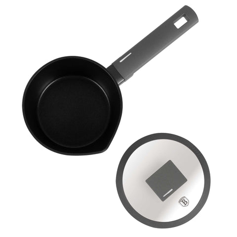 Imatge del producte de Salze pa amb tapa de 16 cm. Forma part de la col·lecció Antracita. Característiques: • Material: alumini forjat amb recobriment antiadherent TitanPro • Salze pa Ø16*7 cm 1,2L • Color: antracita mat DISSENY REGISTRAT DE BERLINGER HAUS!. (Vista de l'estudi). Producte oficial de Berlinger, impulsat per Promintra sl.