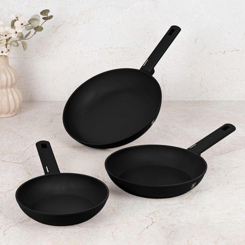 BH/8195, juego de 3 sartenes, negro, plateado, juego de 3 sartenes a., sartén, juego de sartenes, sartén, juego de sartenes, utensilios de cocina, cocina, sartenes, juego de sartenes