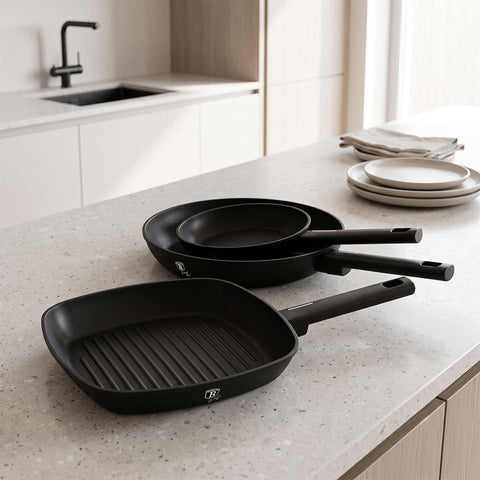 Product image of 3pcs frypan set. Part of the Matte Black Collection . Features: • Material: forged aluminum with non-stick titanPro coating • Include: • Frypan Ø20*4,2 cm 1,0L • Frypan Ø24*5 cm 1,7L • Grill pan Ø28*4,1 cm 2,1L .... (Studio view). Official Berlinger Haus product, boosted by Promintra sl.