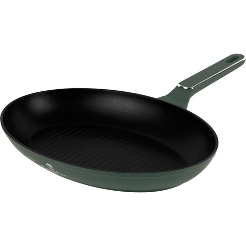 Product image of Fish pan 35x25cm. Part of the Matte Green Collection . Features: • Material: forged aluminum with non-stick titanPro coating • Fish pan Ø35*25*4,5 cm • Color: matt green REGISTERED DESIGN BY BERLINGER HAUS!. (Studio view). Official Berlinger Haus product, boosted by Promintra sl.