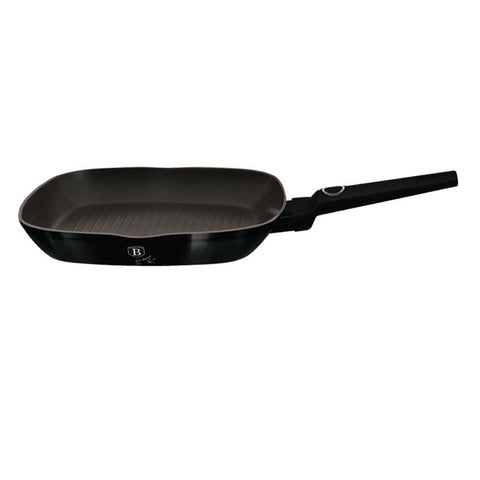 Product image of Grill pan 28cm. Part of the Black Vantage Collection . Features: • Material: forged aluminum with non-stick titanPro coating • Grill pan Ø28*4,1 cm 2,1L • Color: shiny black REGISTERED DESIGN BY BERLINGER HAUS!. (Studio view). Official Berlinger Haus product, boosted by Promintra sl.