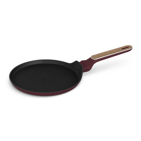 Product image of Pancake pan 25cm. Part of the Leonardo Nordic Collection . Features: • Material: forged aluminum with non-stick titanPro coating • Pancake pan Ø25*2,2 cm • Color: matt bordeaux, wooden REGISTERED DESIGN BY BERLINGER .... (Studio view). Official Berlinger Haus product, boosted by Promintra sl.