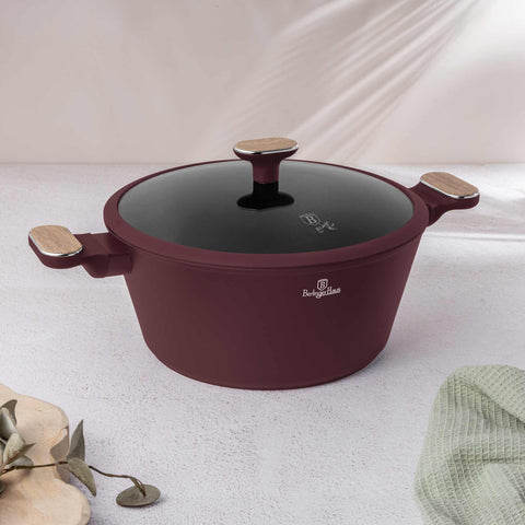 Casserole with lid 28cm