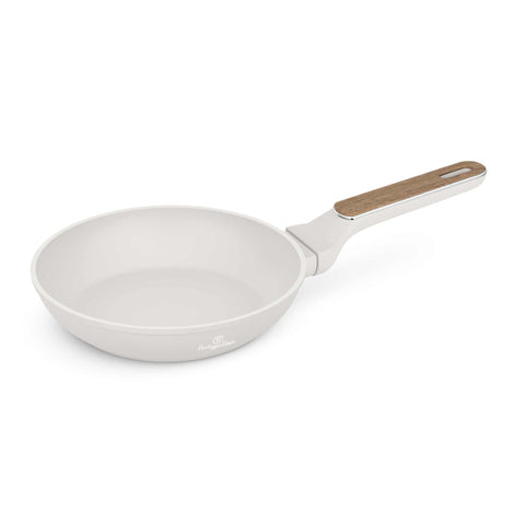 Product image of Frypan 20cm. Part of the Sahara Nordic Collection . Features: • Material: forged aluminum with non-stick titanPro coating • Frypan Ø20*4,5 cm 1,0L • Color: matt cream, wooden REGISTERED DESIGN BY BERLINGER HAUS!. (Studio view). Official Berlinger Haus product, boosted by Promintra sl.