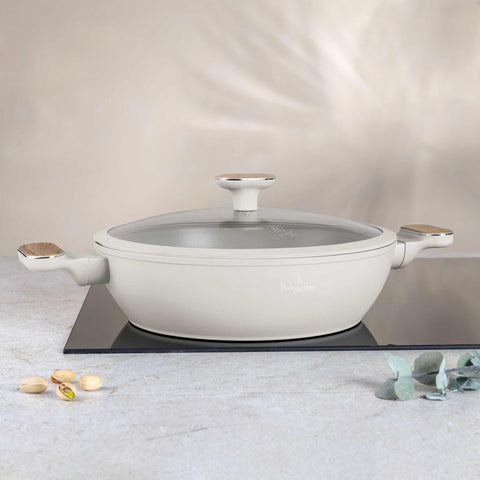 BH/8318, Olla baja con tapa de 28 cm, color crema mate, madera, olla baja de 28 cm, nuevo diseño de mango, olla baja, olla baja con tapa, olla, utensilios de cocina, cocina, ollas y cazuelas