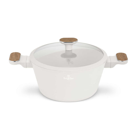 Product image of Casserole with lid 24cm. Part of the Sahara Nordic Collection . Features: • Material: forged aluminum with non-stick titanPro coating • Casserole with lid Ø24*12,5 cm 4,3L • Color: matt cream, wooden REGISTERED DESIGN BY .... (Studio view). Official Berlinger Haus product, boosted by Promintra sl.