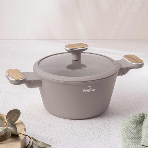 Product image of Casserole with lid 20cm. Part of the Taupe Nordic Collection . Features: • Material: forged aluminum with non-stick titanPro coating • Casserole with lid Ø20*11 cm 2,6L • Color: matt taupe, wooden REGISTERED DESIGN BY BE.... (Studio view). Official Berlinger Haus product, boosted by Promintra sl.