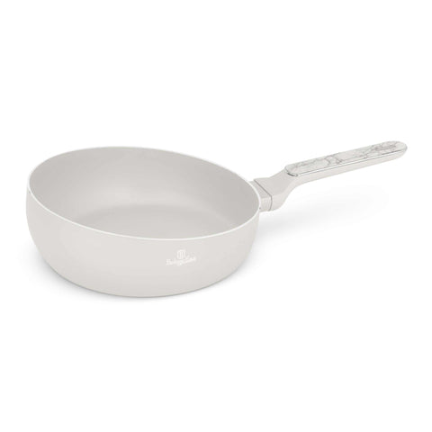 Product image of Flip frypan 26cm. Part of the Sahara Marble Collection . Features: • Material: stamp aluminum with non-stick titanPro coating • Flip frypan Ø26 cm 2,8L • Color: matt cream, marble REGISTERED DESIGN BY BERLINGER HAUS!. (Studio view). Official Berlinger Haus product, boosted by Promintra sl.