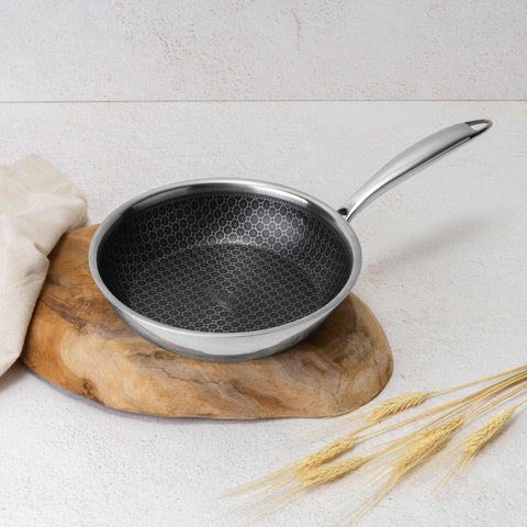 Product image of Frypan 20cm. Part of the Eternal Collection . Features: • Material: stainless steel with laser-cut surface • Size: 20*4,5 cm 1,0L REGISTERED DESIGN BY BERLINGER HAUS!. (Studio view). Official Berlinger Haus product, boosted by Promintra sl.